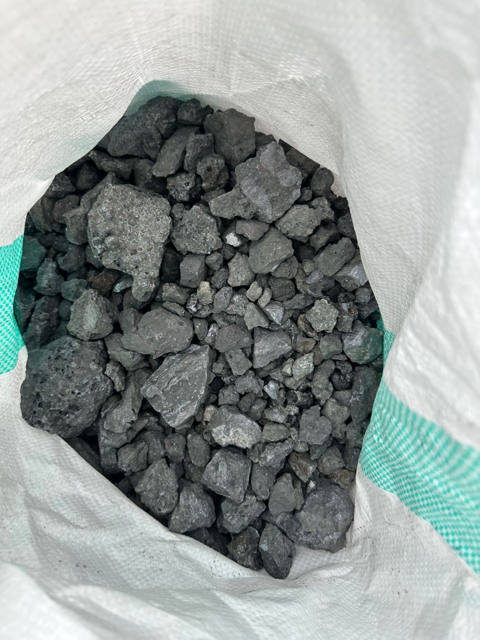 Lumps Ferrosilicon Slag - 40% , For Foundry, Gray - Image 2