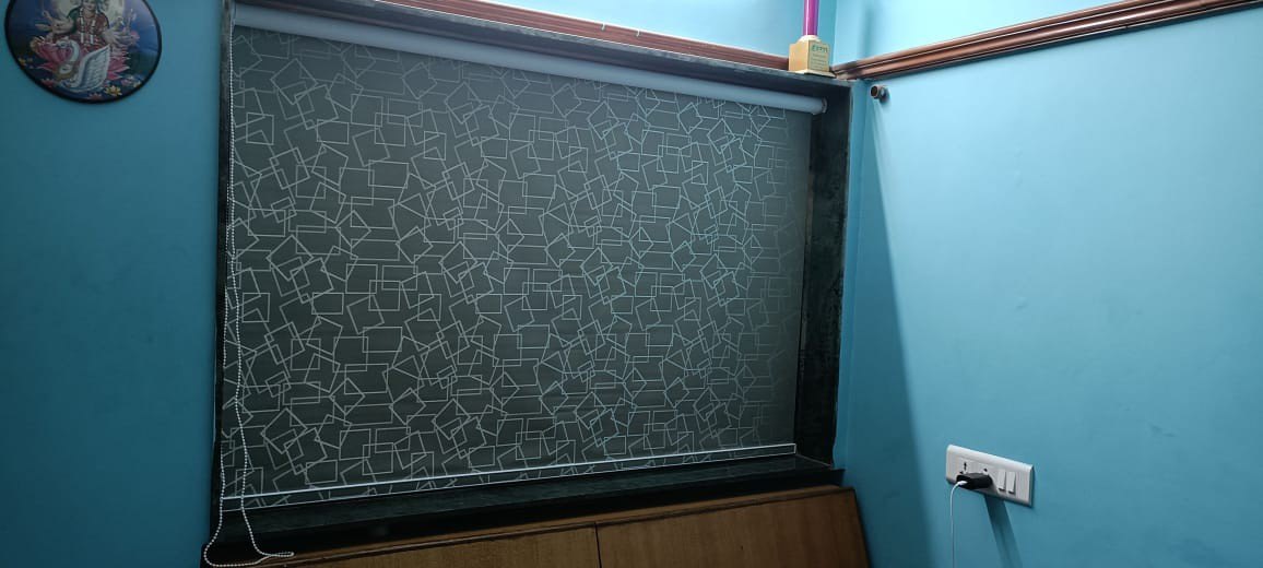 Pvc Roller Blind White Horizontal , For Office - Image 3